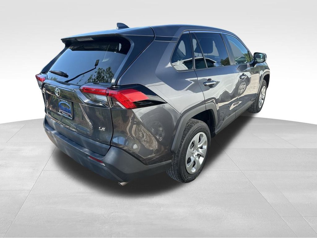 2022 Magnetic Gray Metallic Toyota RAV4 LE FWD SUV