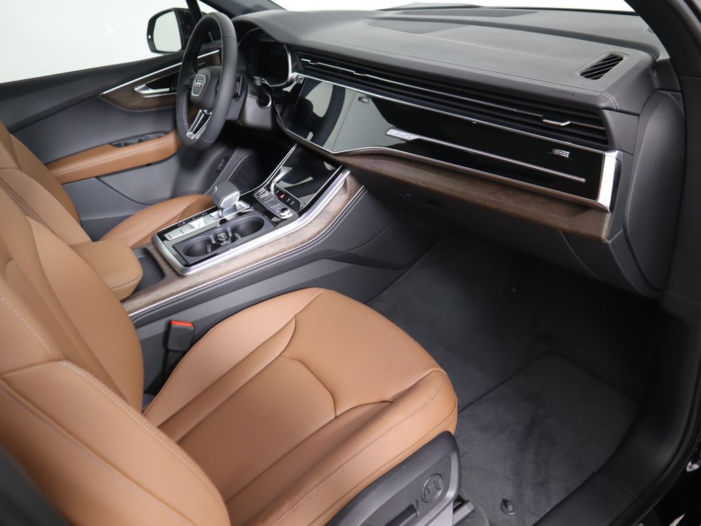 Thumbnail: 2026 Audi Q7 - 19