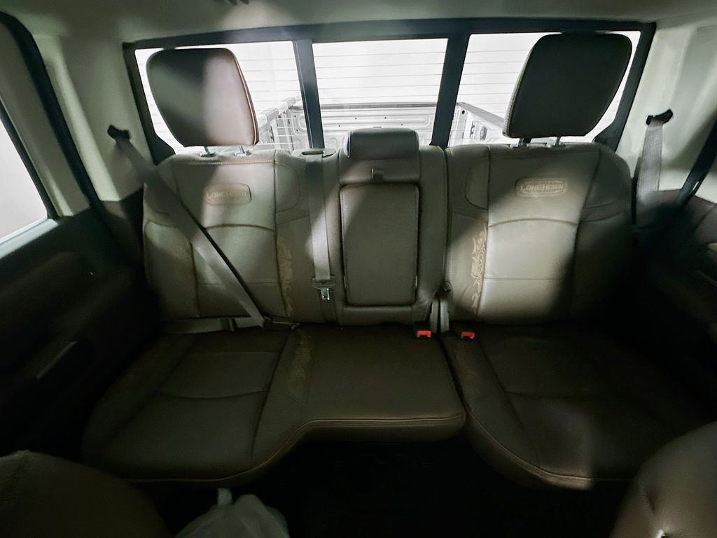 New 2026 Silver Ram Limited 14in image 10