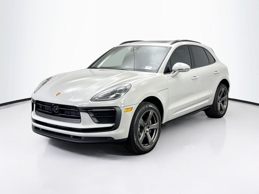 Thumbnail: 2026 Porsche Macan - 1