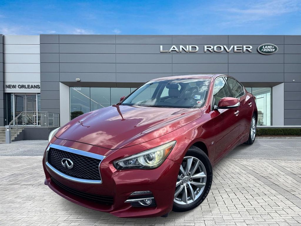  2015 INFINITI Q50 3.7 Premium RWD   