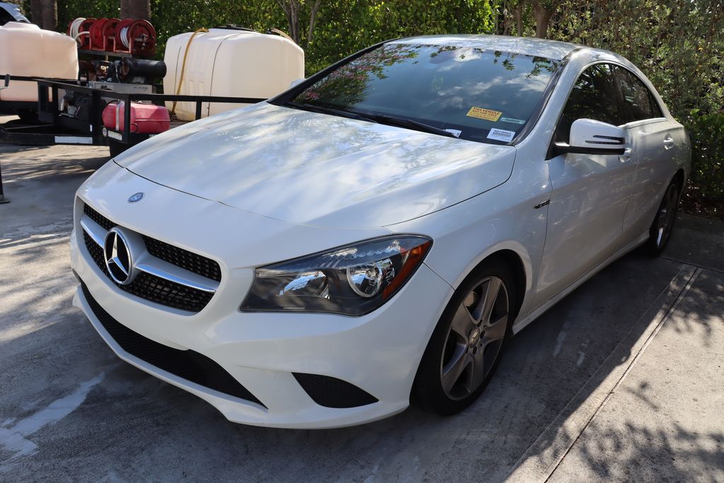 2015 Mercedes-Benz CLA 250 2