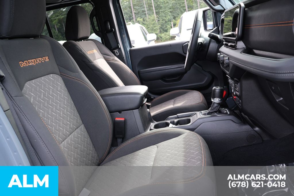 Used 2026 Gray Jeep Mojave image 27