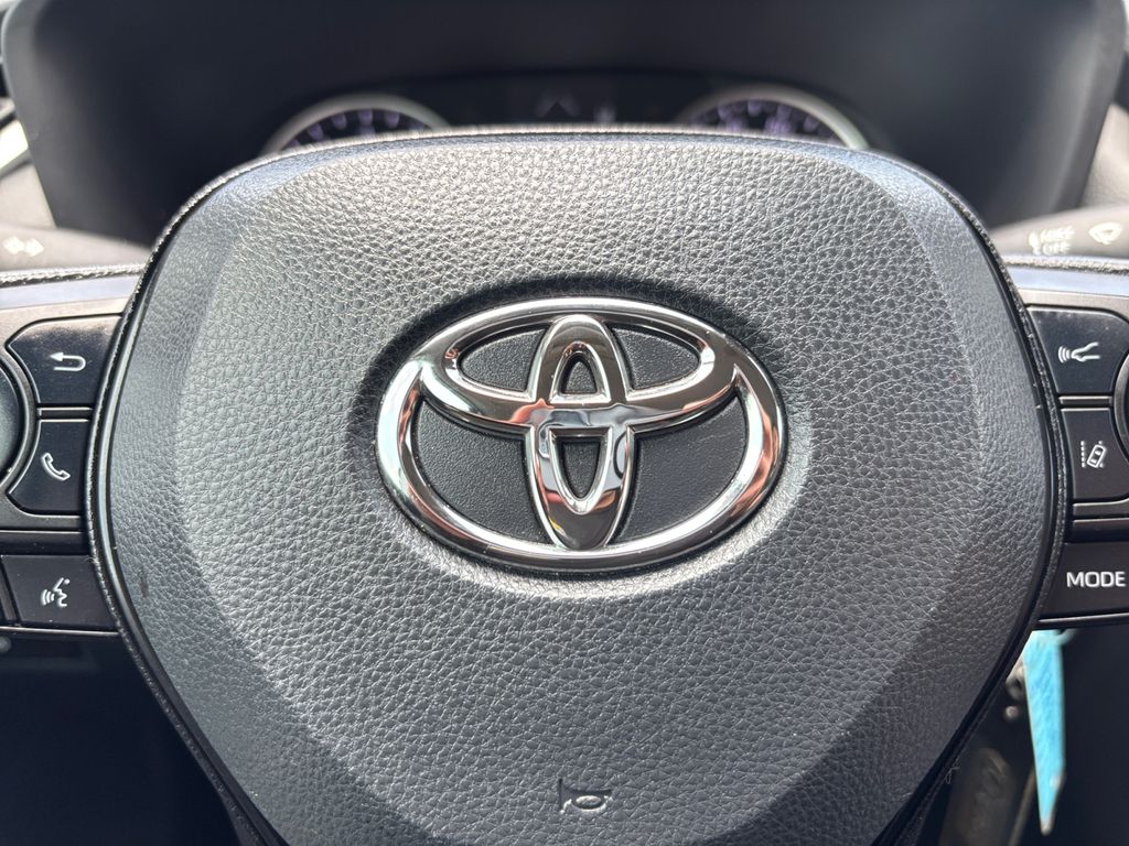 Used Car 2022 Toyota Rav4  Le For Sale Under $25,000 In Austin, Texas