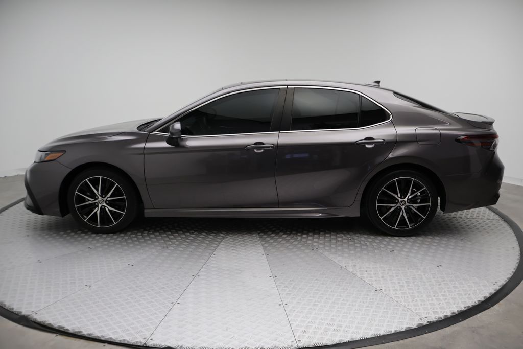 Thumbnail: 2023 Toyota Camry - 12