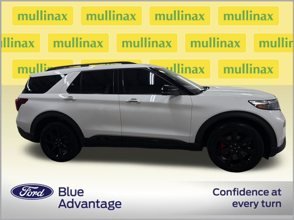Certified Used 2022 White Ford ST image 2