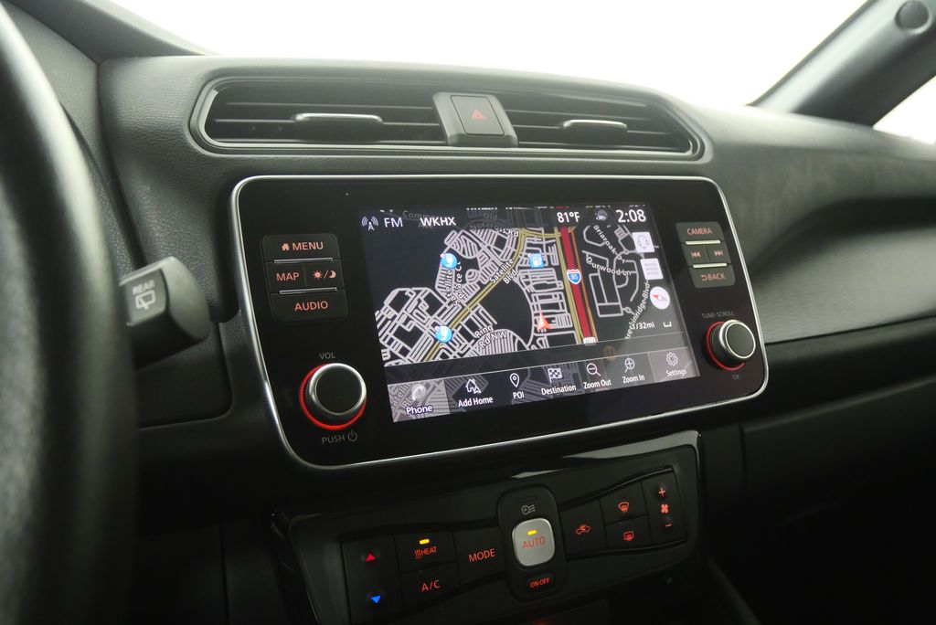 Thumbnail: 2022 Nissan Leaf - 22