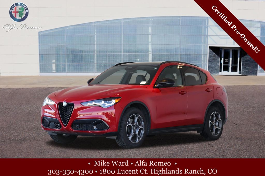 2025 Alfa Romeo Stelvio AWD