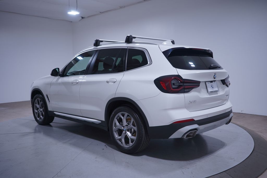 Thumbnail: 2023 BMW X3 - 3