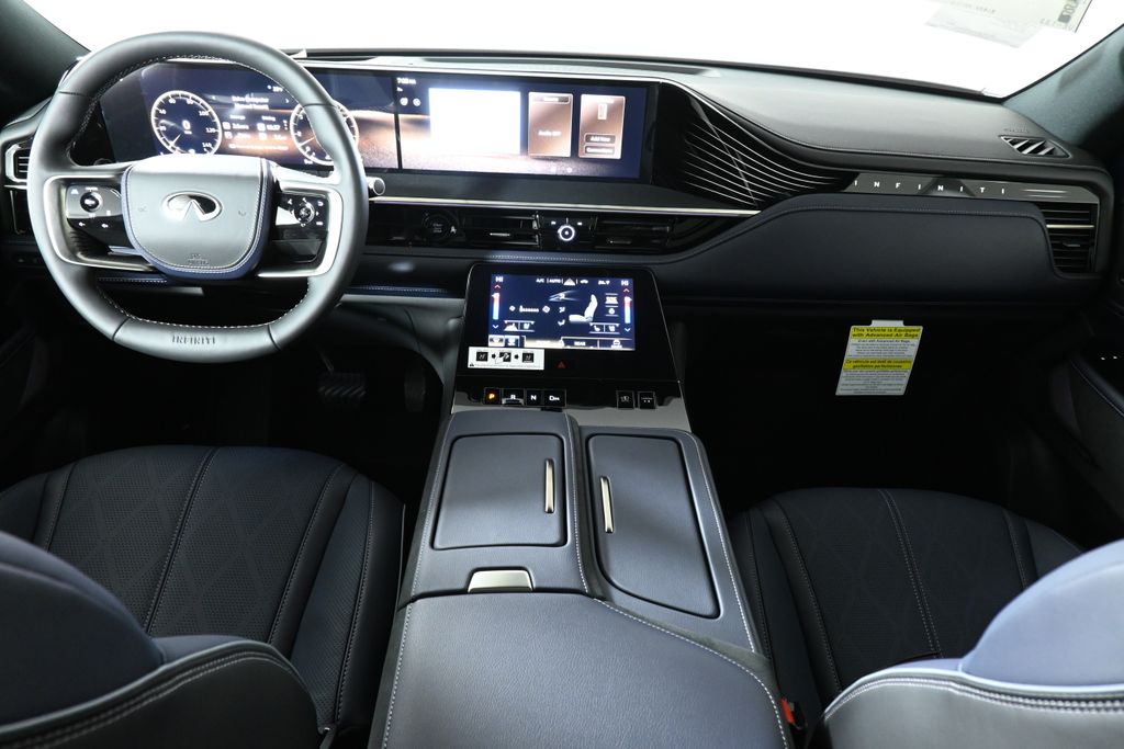 Thumbnail: 2026 INFINITI QX80 - 4