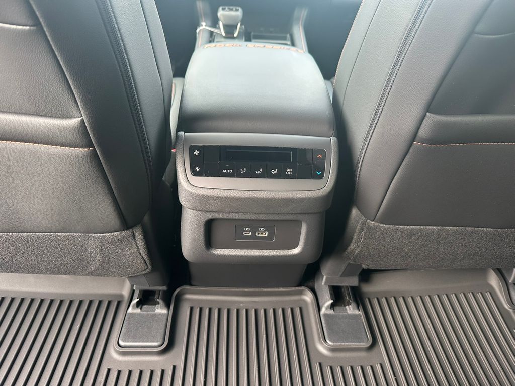 2025 Nissan Pathfinder Rock Creek