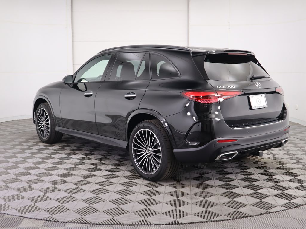 Thumbnail: 2026 Mercedes-Benz GLC - 7
