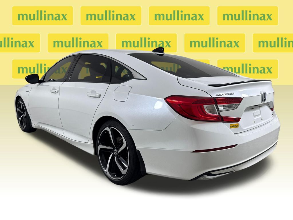 Certified Used 2022 White Honda Sport image 5