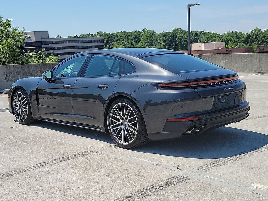 Thumbnail: 2024 Porsche Panamera - 6