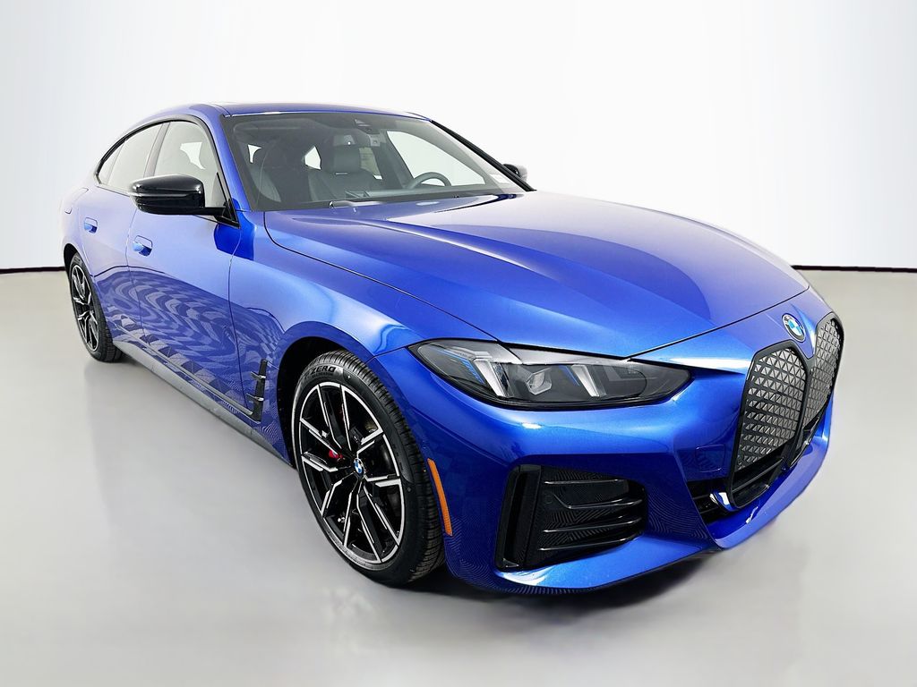 Thumbnail: 2026 BMW i4 - 3