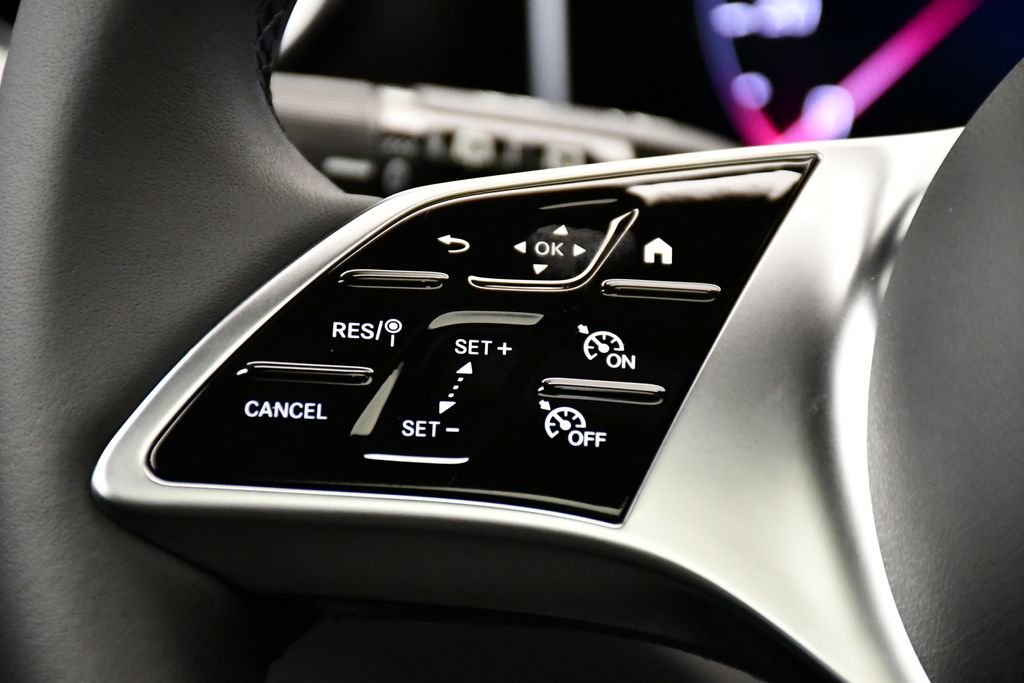 Thumbnail: 2026 Mercedes-Benz GLC - 23