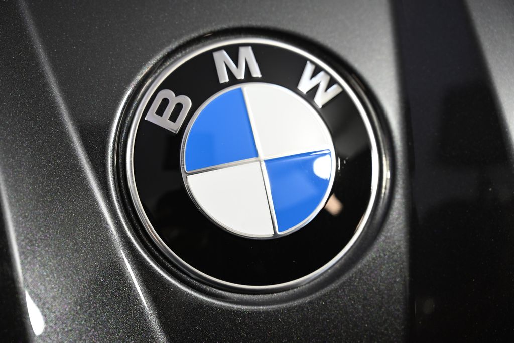 Thumbnail: 2026 BMW X3 - 13