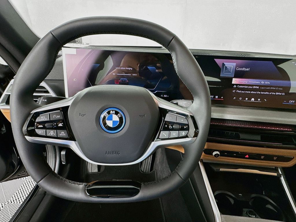Thumbnail: 2026 BMW i4 - 10