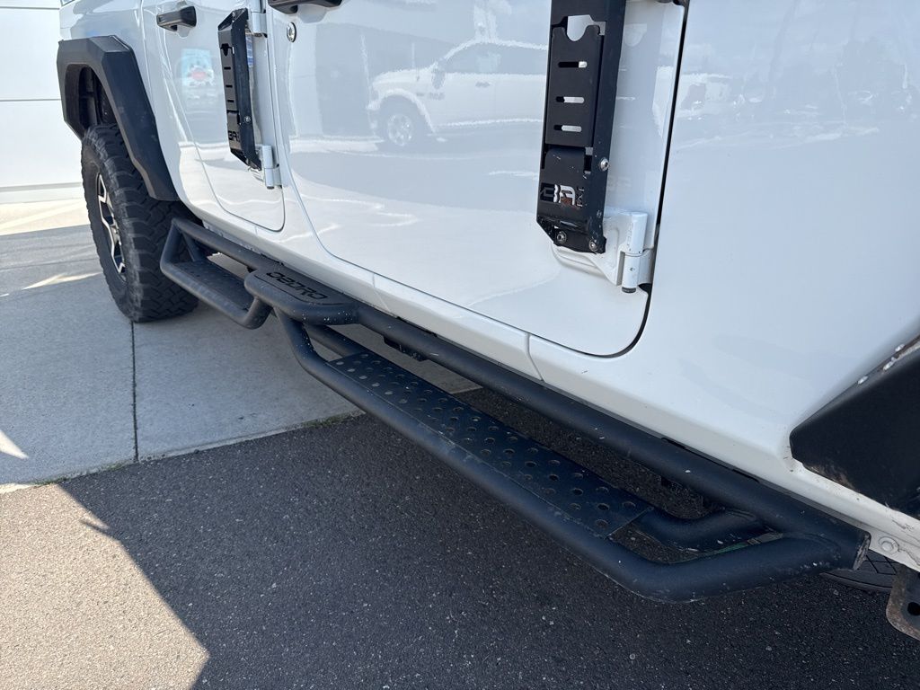 Certified Used 2023 White Jeep Rubicon image 20