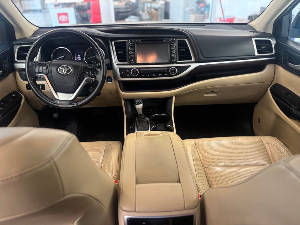 Used 2015 Toyota Highlander SUV