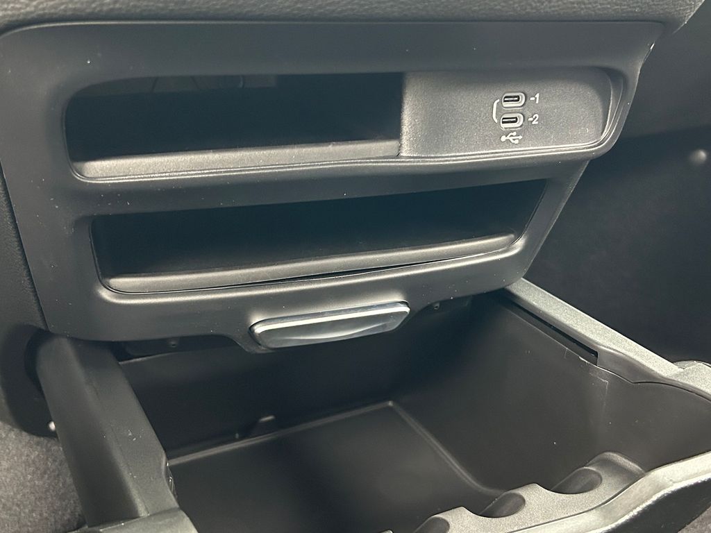 New 2026 Bright White Clearcoat Chrysler Select image 25