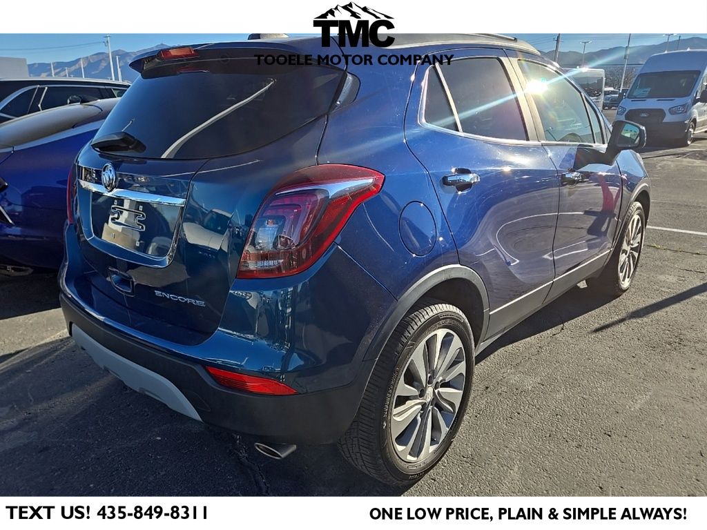 Used 2020 Blue Buick Preferred image 2