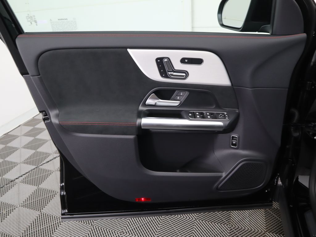 Thumbnail: 2026 Mercedes-Benz GLA - 25