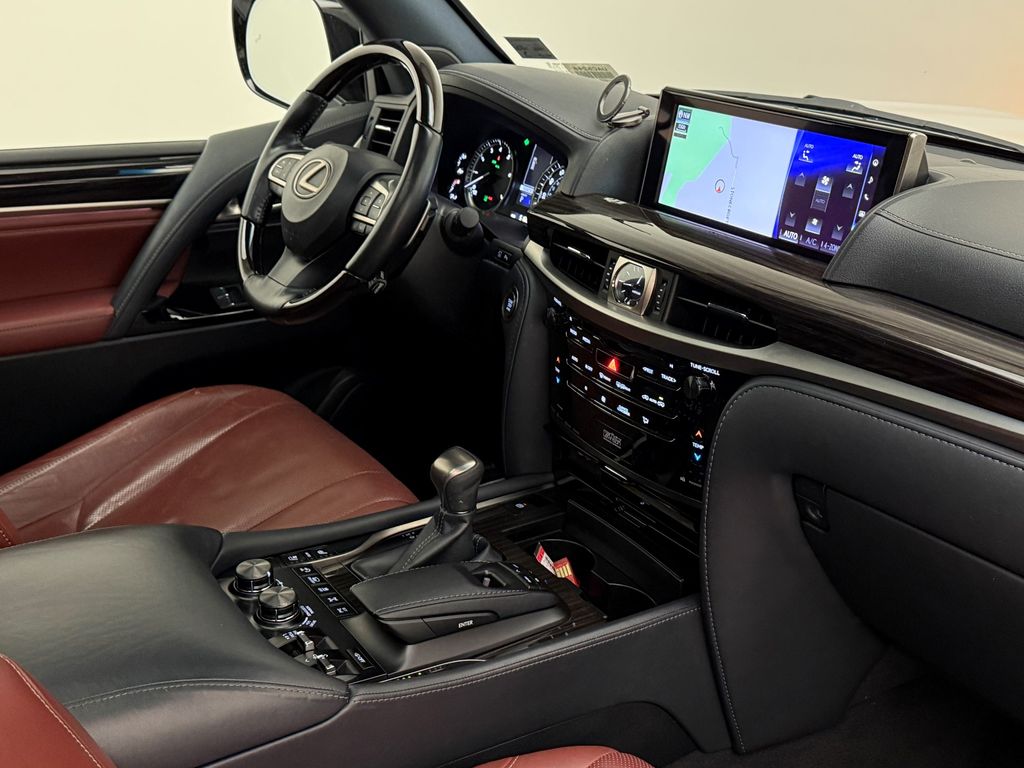 Thumbnail: 2021 Lexus LX - 20