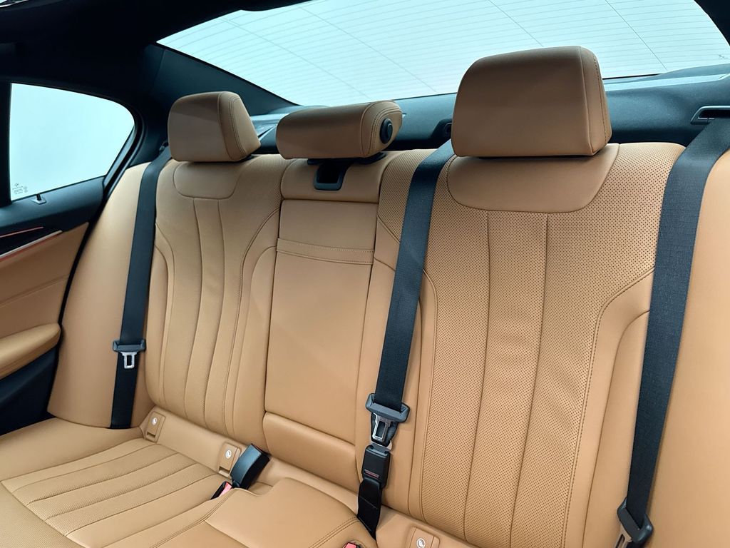 2023 BMW 5 Series 530i xDrive 14