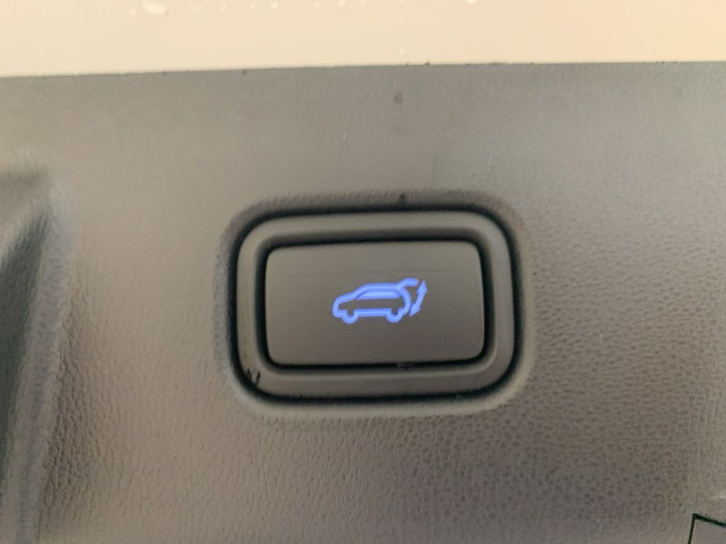 New 2026 Silver Hyundai SEL image 16