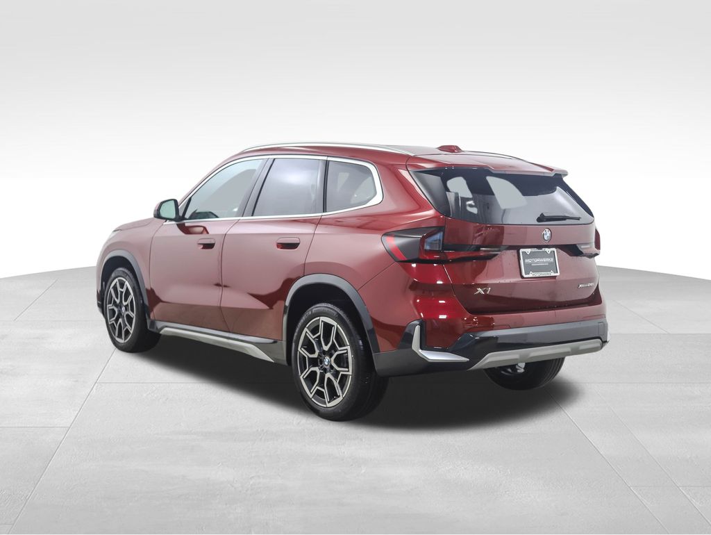 Thumbnail: 2026 BMW X1 - 3