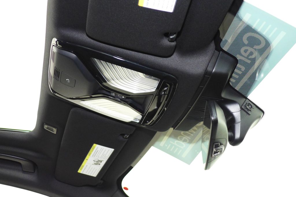 Thumbnail: 2022 BMW 5 Series - 16