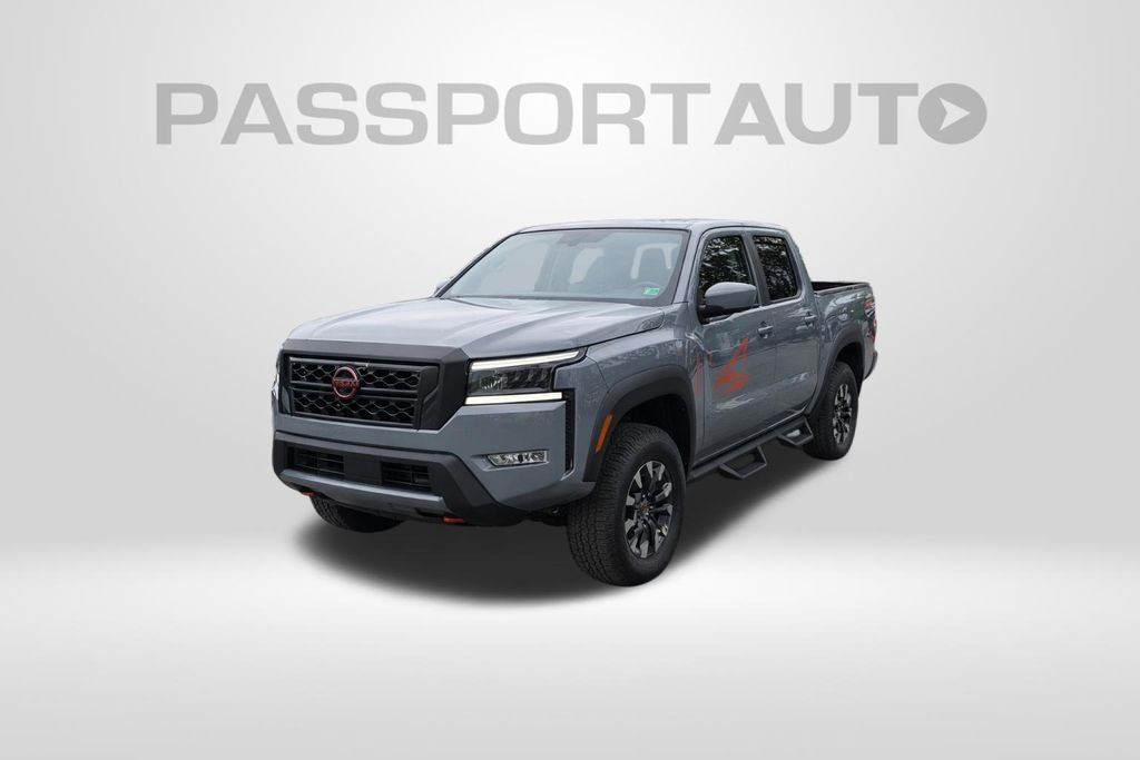 Boulder Gray Pearl 2023 Nissan Frontier PRO-4X Crew Cab 4WD Pickup Truck Four-Wheel Drive Automatic