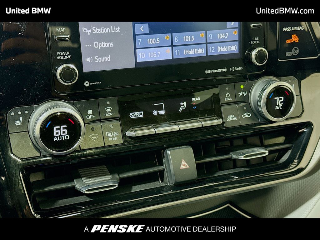 Thumbnail: 2020 Toyota Highlander - 10