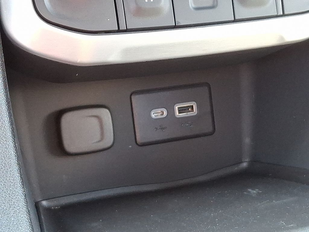 Thumbnail: 2022 GMC Acadia - 26