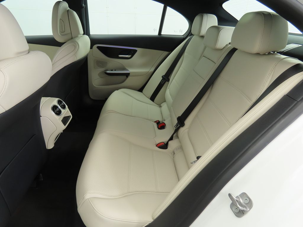 Thumbnail: 2025 Mercedes-Benz C-Class - 21