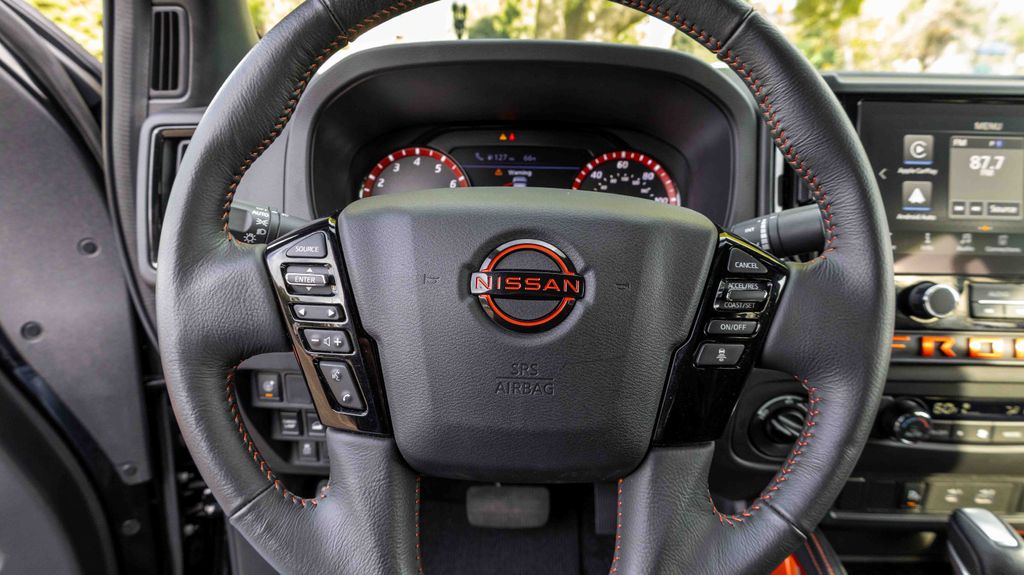 Used 2025 Nissan Frontier PRO-4X 4D Crew Cab