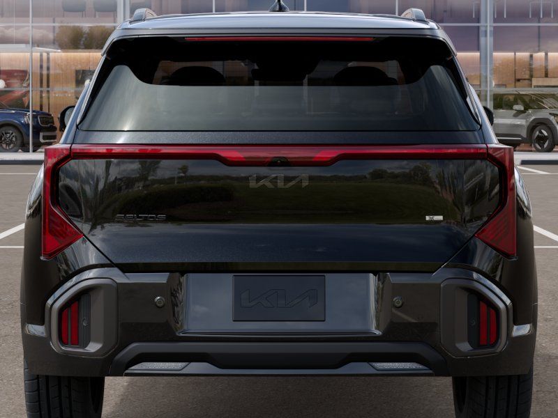 New 2027 Black Kia X-Line S image 13