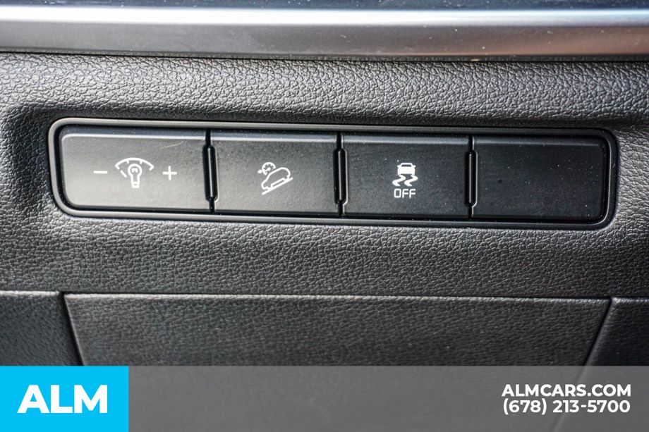 Used 2024 Silver Kia LX image 47