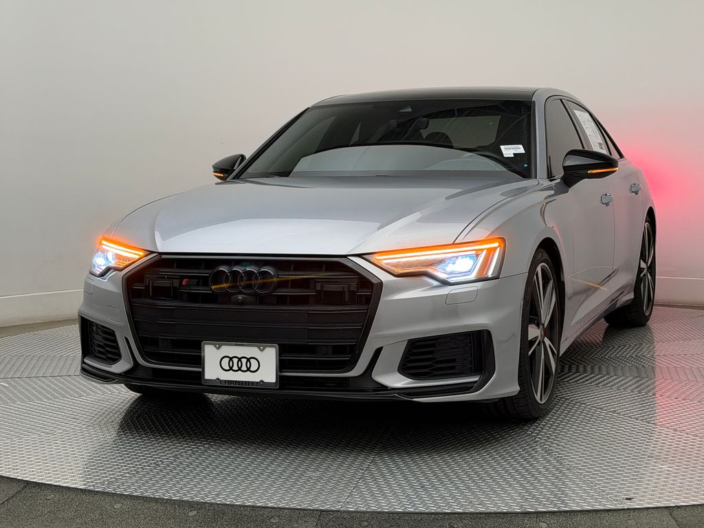 Thumbnail: 2022 Audi S6 - 3