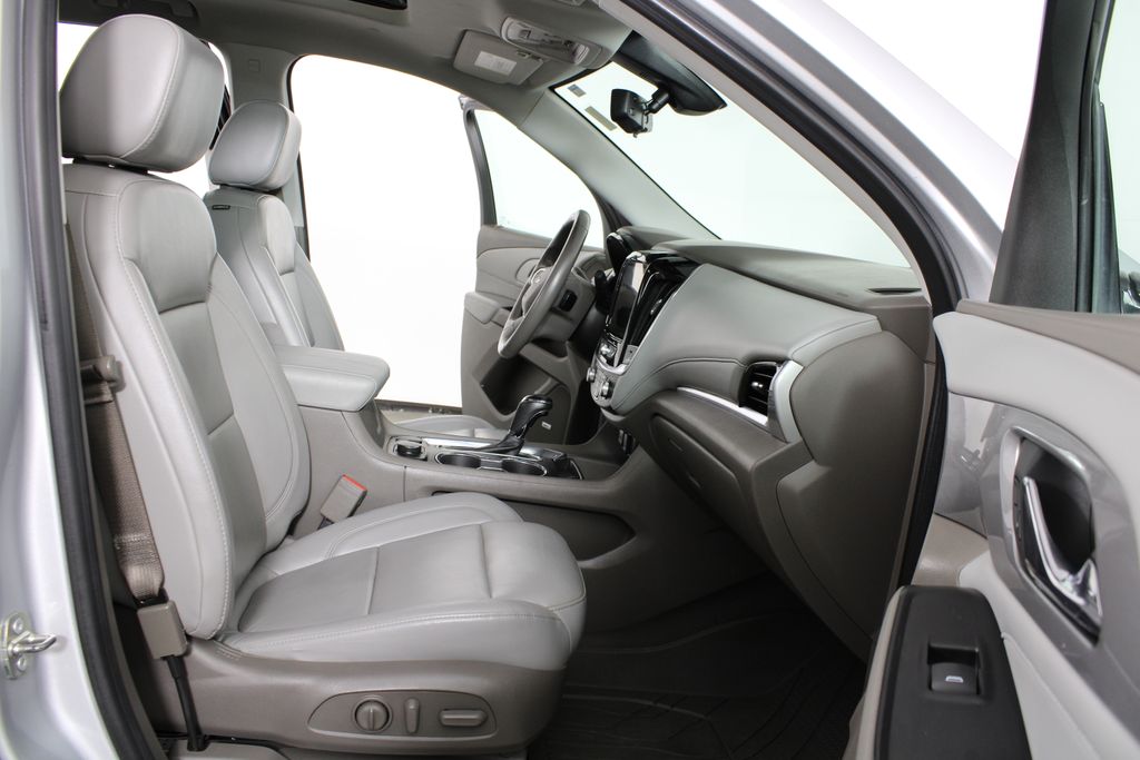 Used 2018 Chevrolet Traverse for sale in 