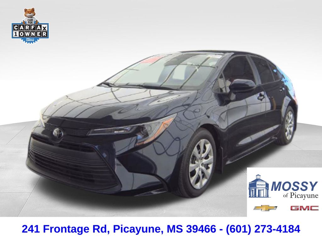 2025 Toyota Corolla LE FWD