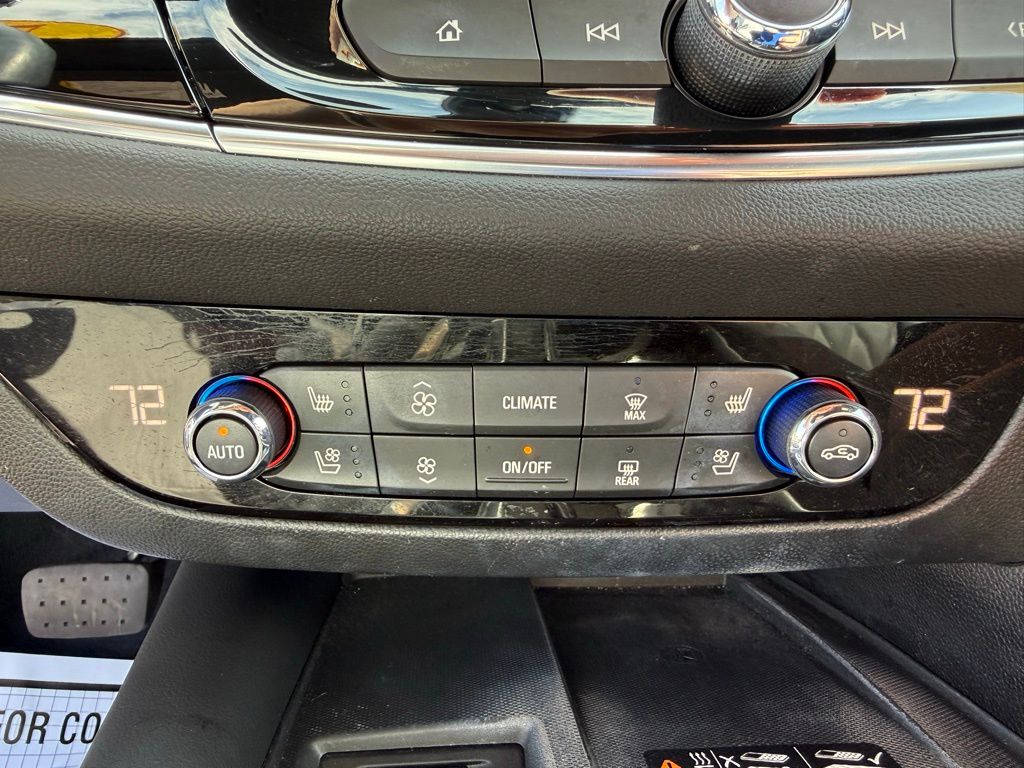 Thumbnail: 2022 Buick Enclave - 19