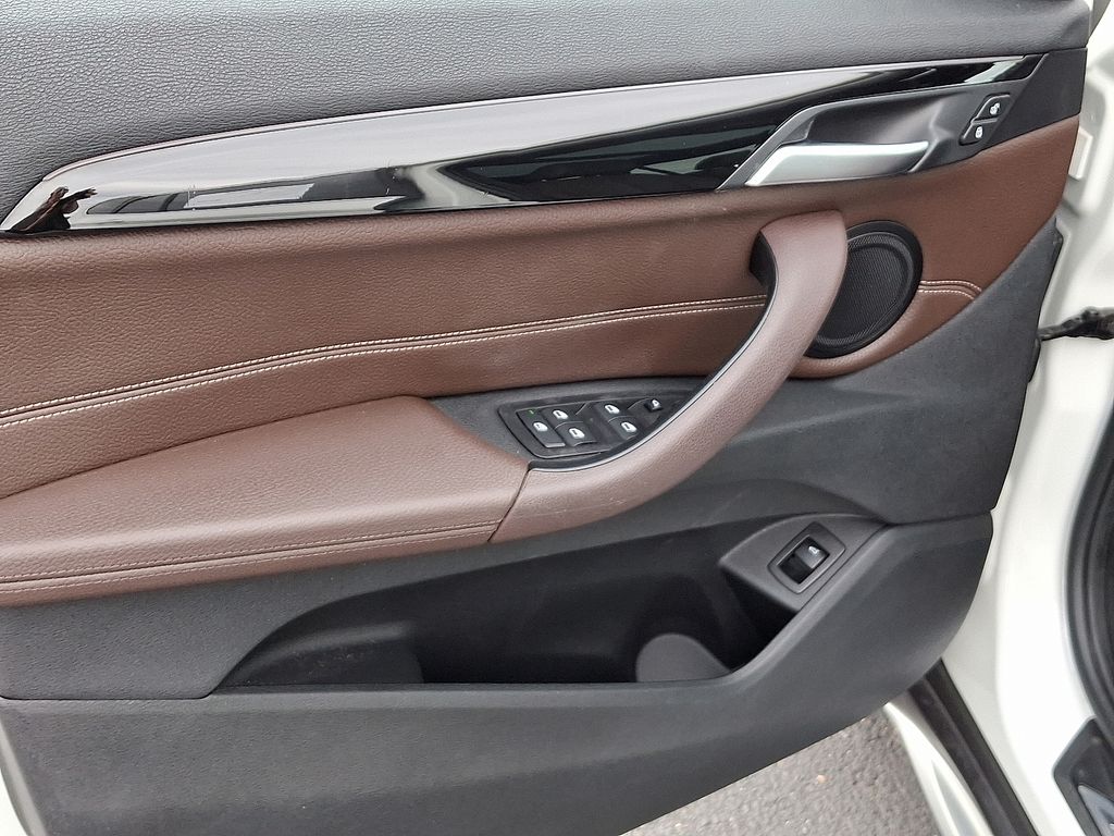 Thumbnail: 2021 BMW X1 - 13