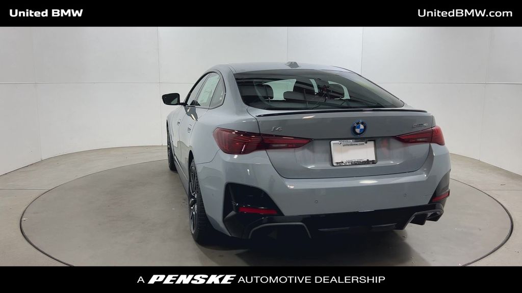 2025 BMW i4 eDrive40 7