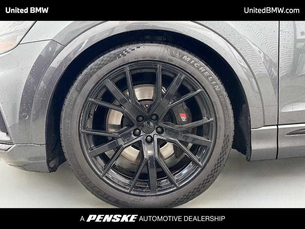 Thumbnail: 2021 Audi SQ8 - 2