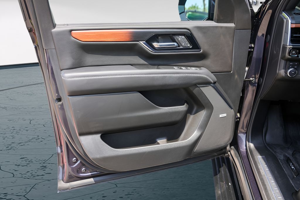 Used Car 2025 Gmc Yukon  Denali For Sale Under $80,000 In Austin, Texas