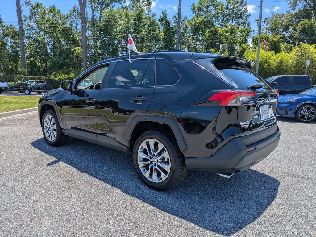 Used 2025 Toyota RAV4 SUV
