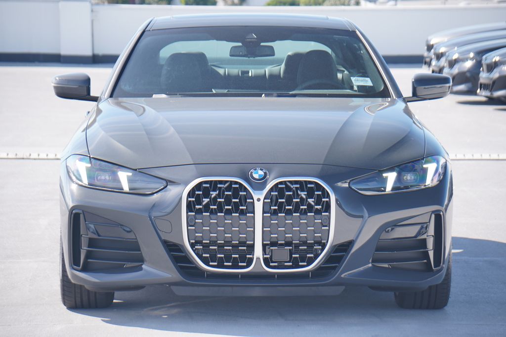 Thumbnail: 2026 BMW 4 Series - 2