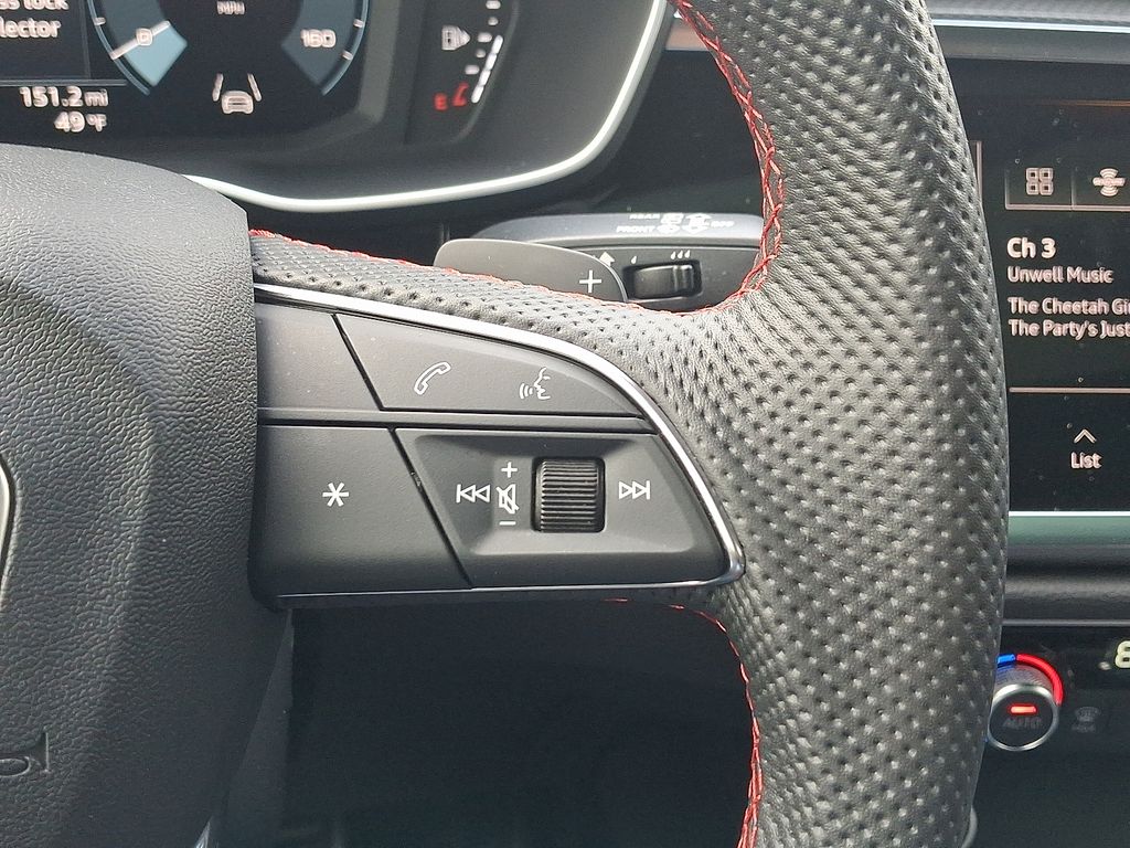 Thumbnail: 2025 Audi Q3 - 22